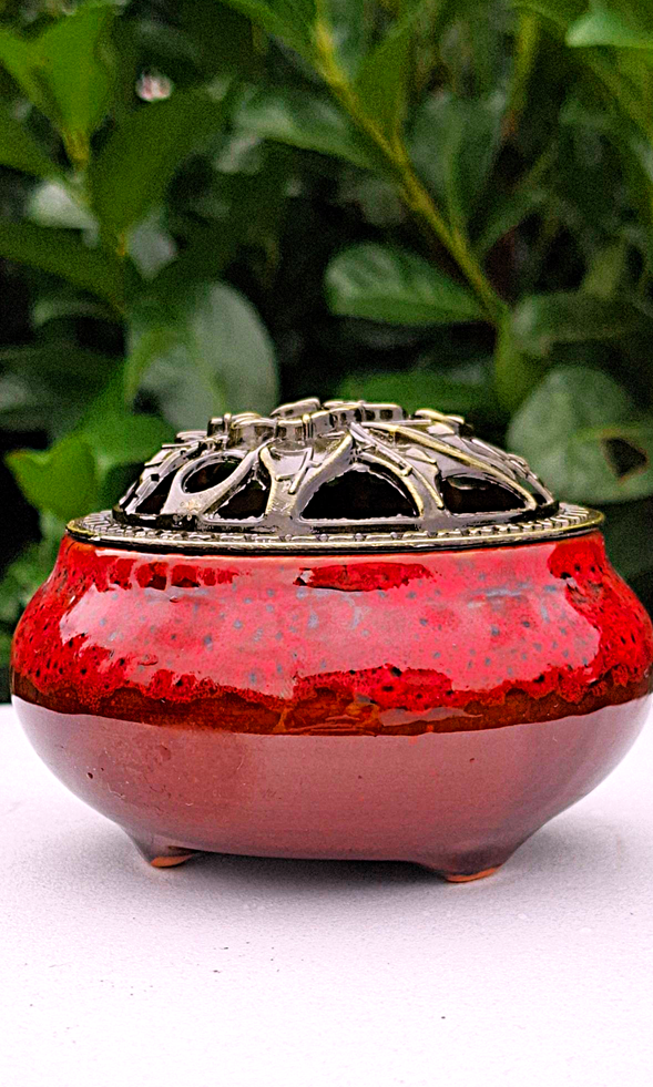 Orientalna Kadzielnica – Zapach Tradycji, Dotyk Mistyki