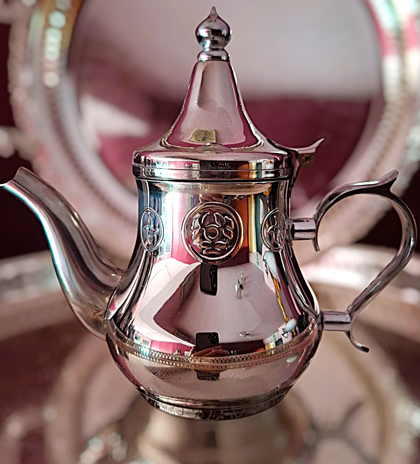 Marokański Imbryk do Herbaty – Tradycja i Funkcjonalność 700 ml