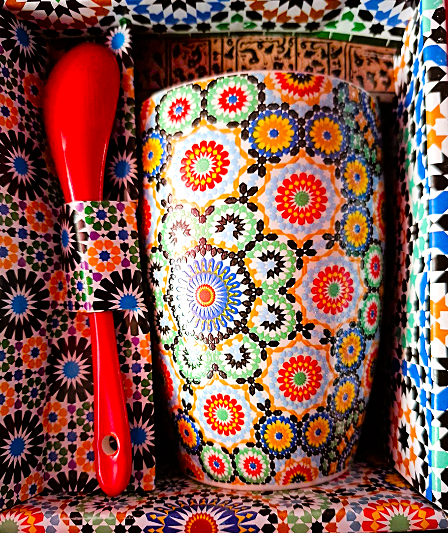 Marokański, ceramiczny KUBEK z łyżeczką -Mozaika Barw Tradycji i Magii Orientu
