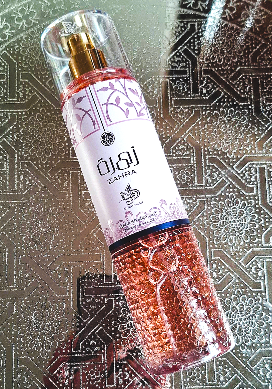 Wysokiej jakości perfumowana MGIEŁKA DO CIAŁA "ZAHRA" 250 ml